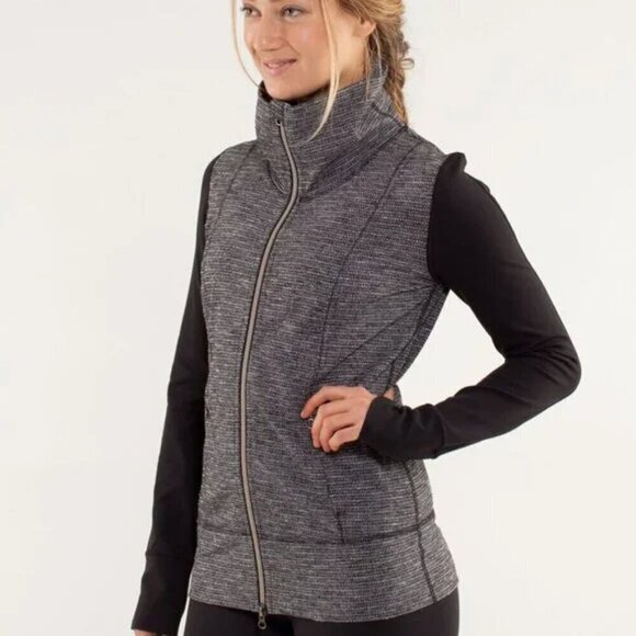 Lululemon Daily Yoga Jacket- Coco Pique Black Athletic Full Zip Jacket- Size 8 - Picture 1 of 15